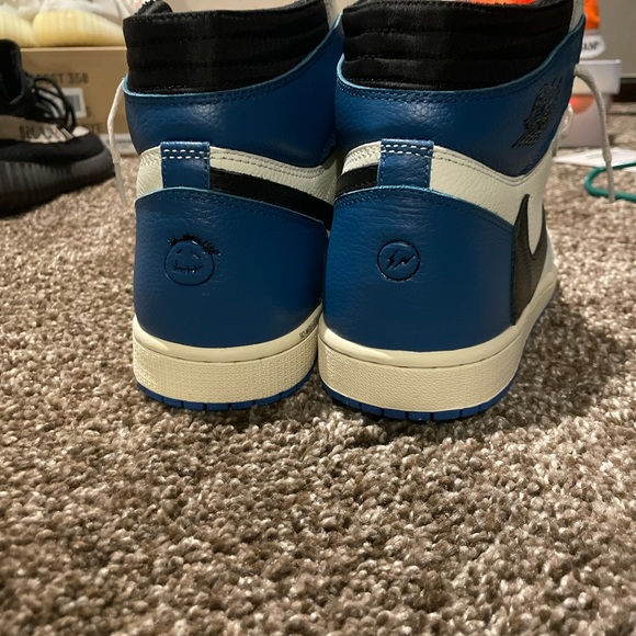 Jordan 1 fragment size 11 no box extra laces - Picture 9 of 10